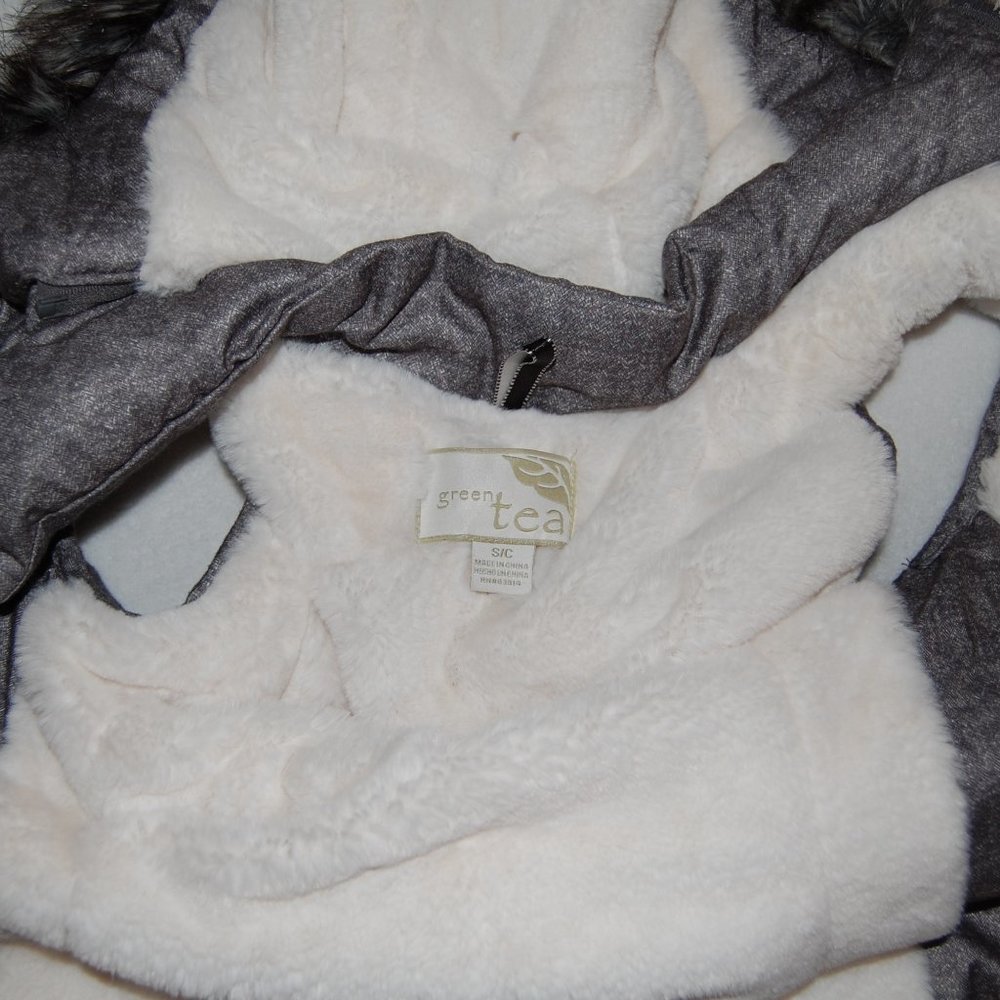Green Tea Puffer Vest, Faux Fur Lined, Hooded, Zip Pockets, Gray, Size S - Picture 11 of 12
